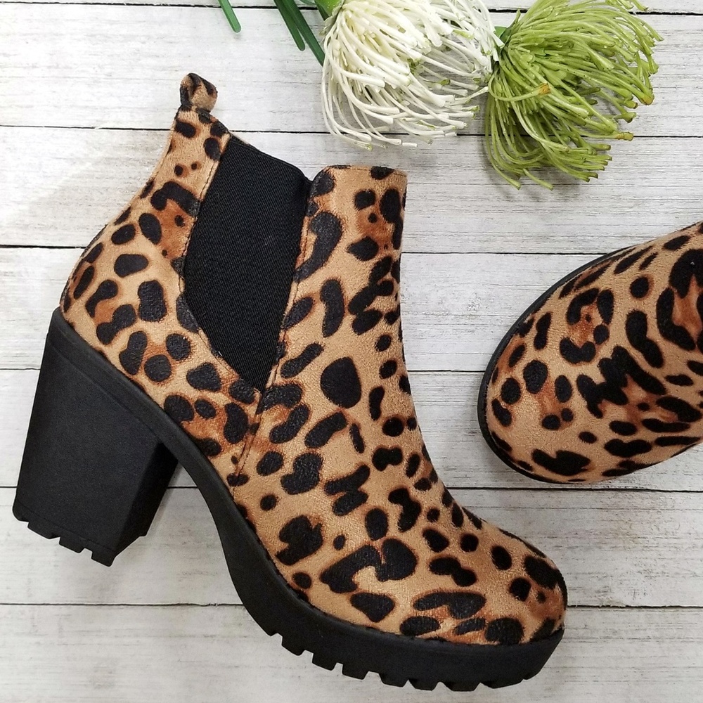 New Leopard Chelsea Lug Combat Ankle Boots Booties